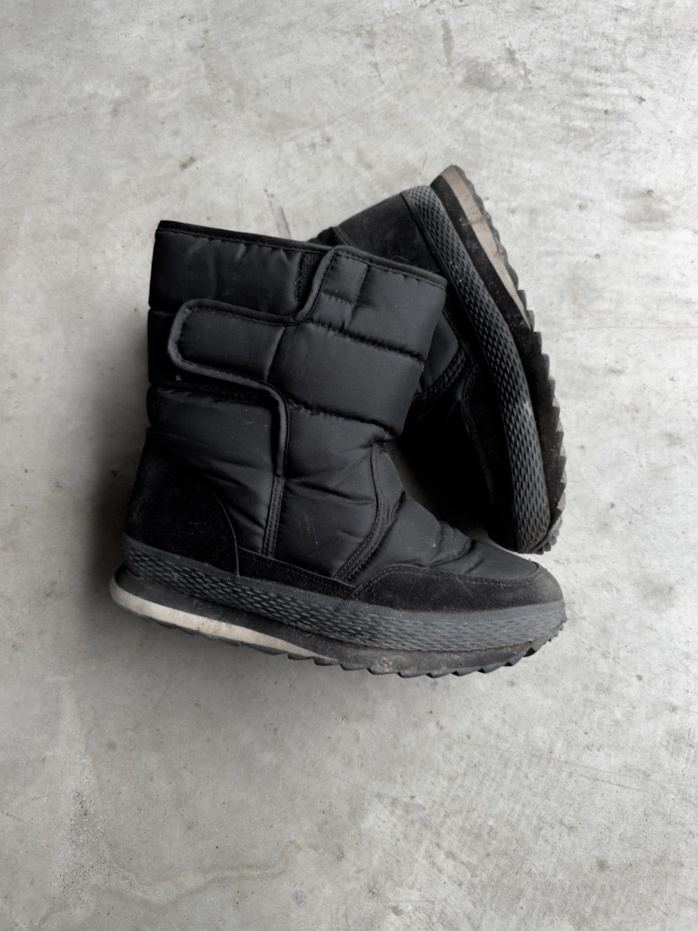 Black Cold Weather Snow boots with Fur Sherpa Lining